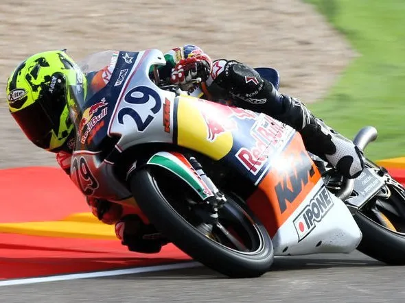 rbrc race2 aragon 2013 21