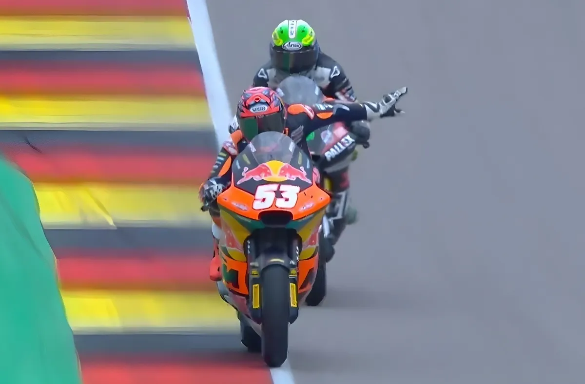 red flag oncu baltus moto2 sachsenring