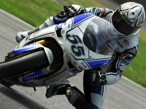 regis laconi dfx corse ducati 1198 rs 09