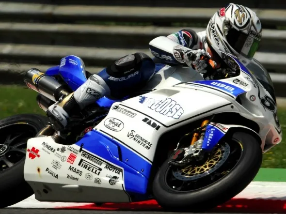 regis laconi dfxcorse ducati 1198 superbike