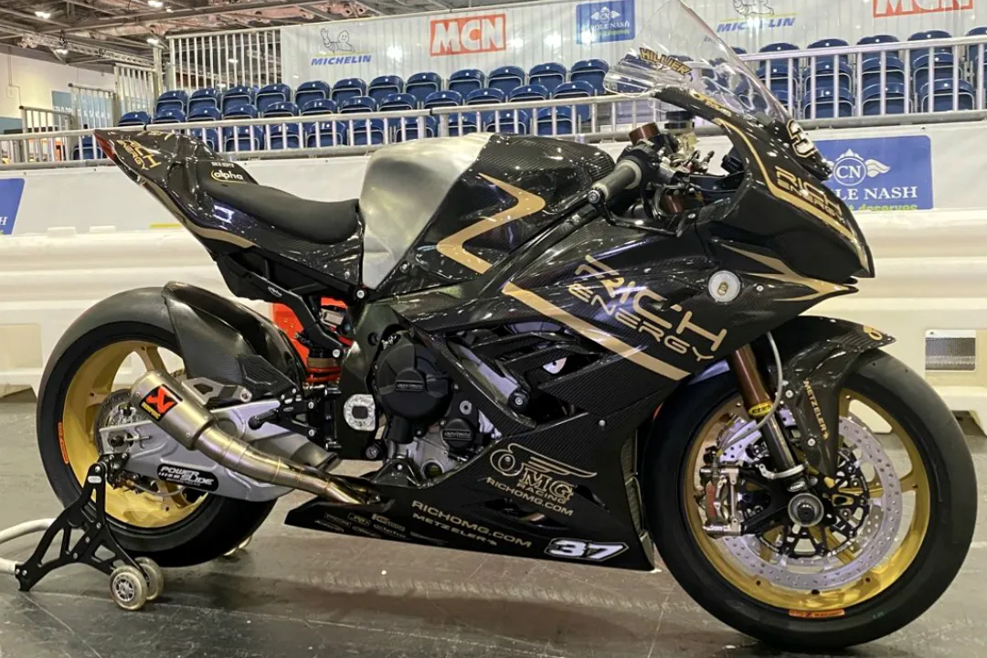 rich energy omg racing bmw 2020 bsb