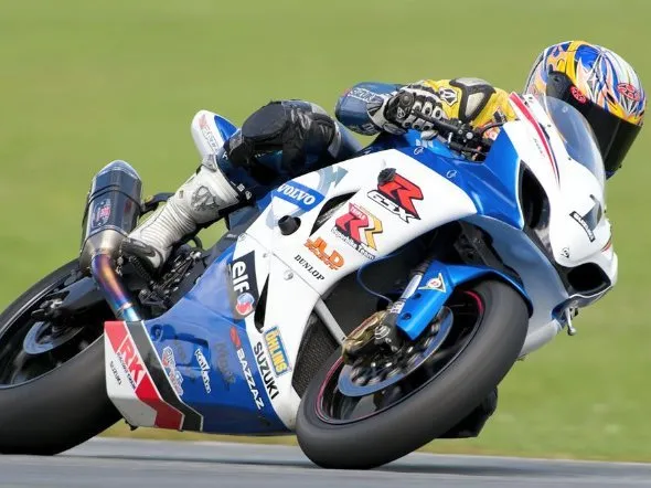 robert bugden nz superbike 2013