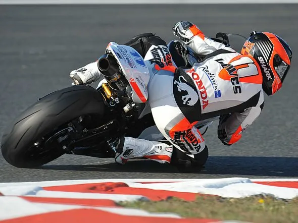 sam lowes magny cours prove2 2011
