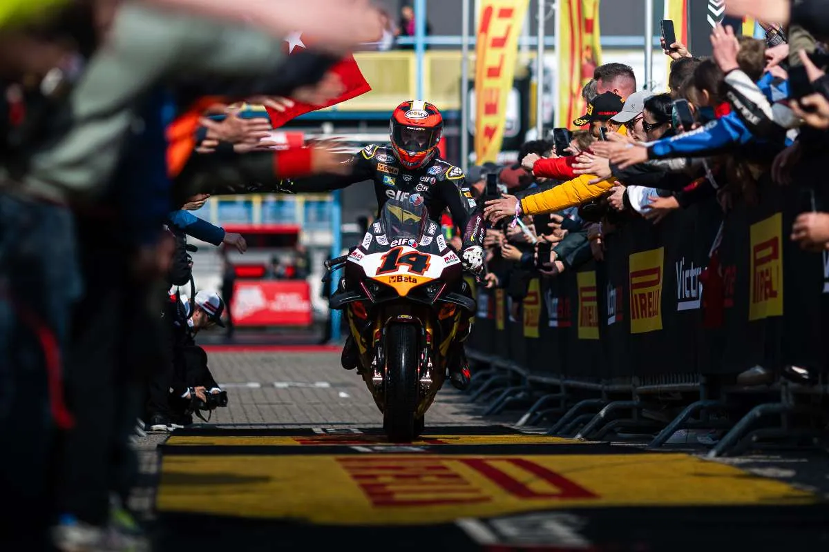 sam lowes marc vds superbike assen
