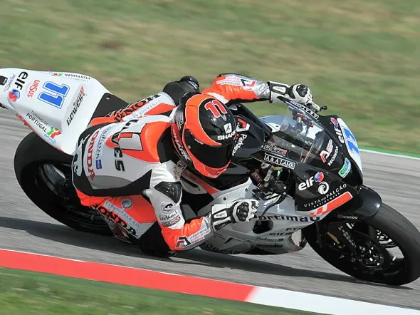 sam lowes nurburgring prove1 1