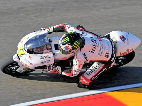 sandro cortese prove1 valencia 2011 1