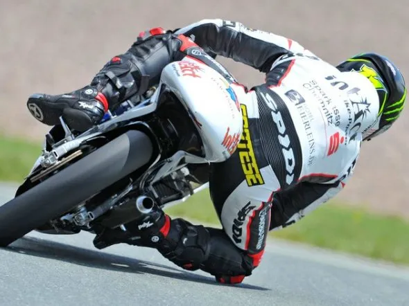 sandro cortese prove2 brno 2011 1