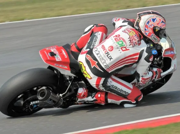 shane byrne british superbike 2013 action