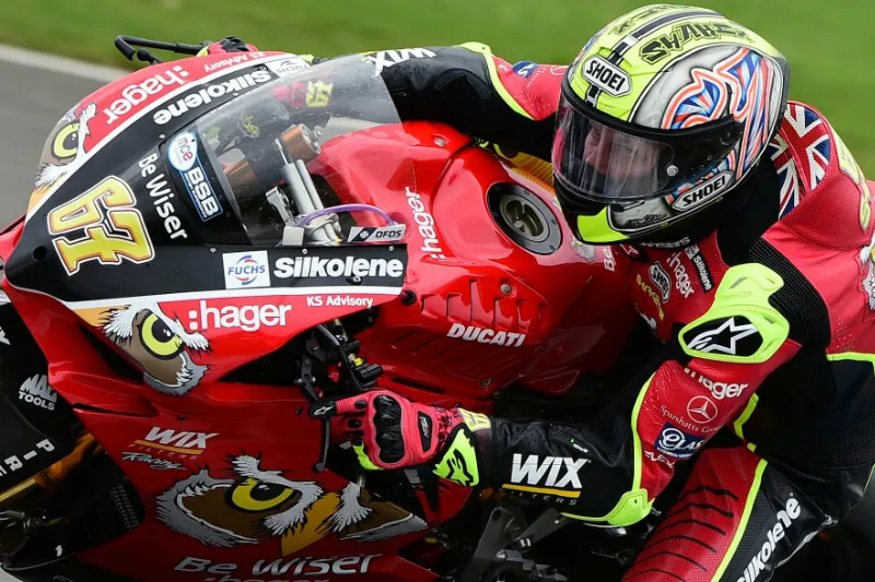 shane byrne fp1 silverstone 2017