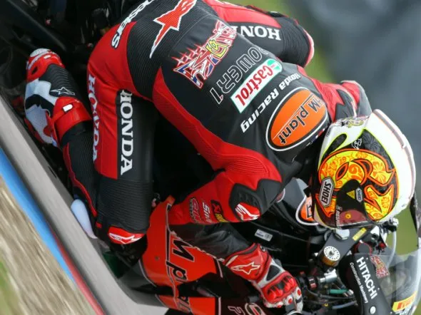 shane byrne thruxton prove 1 2011