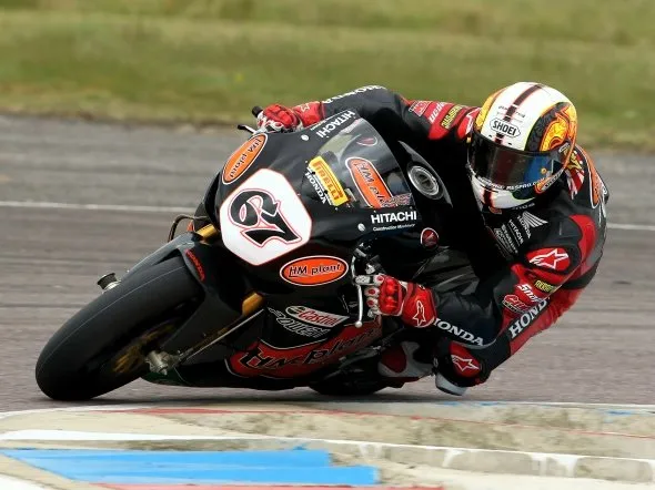 shane byrne warmup thruxton 2011