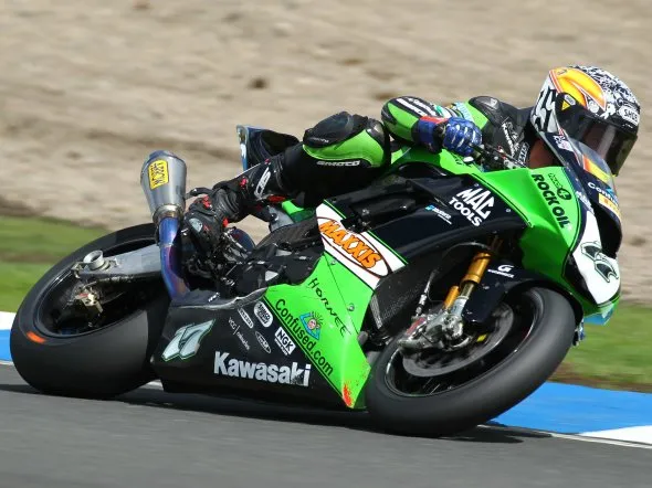 simon andrews kawasaki knockhill