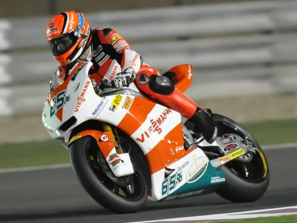 stefan bradl moto2 losail gara 2011