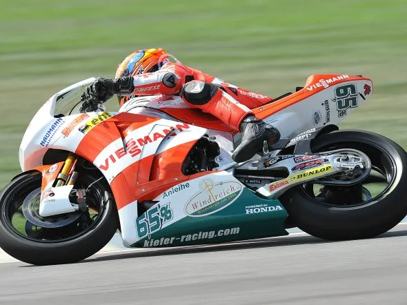 stefan bradl phillip island prove1 2011