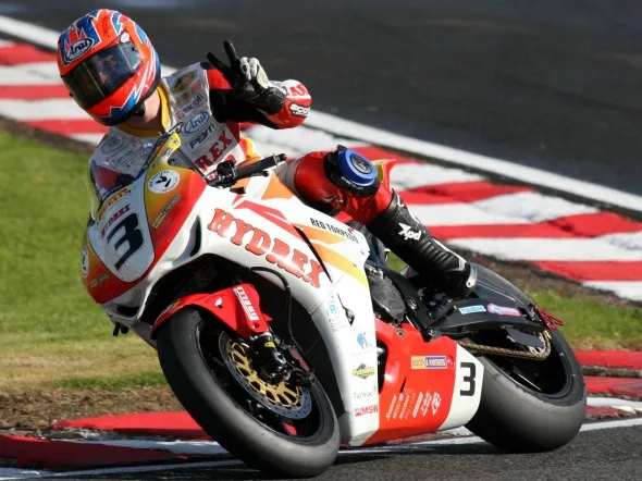 stuart easton bsb action 09 season