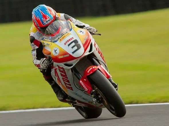 stuart easton hydrex honda bsb cadwell