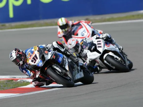 superbike nurburgring 2010 haslam xaus