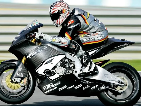 suter moto1 test jerez damian cudlin