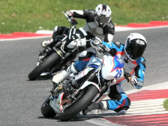 suzuki gladius cup 20121