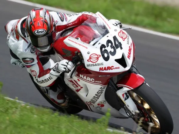 takaaki nakagami jgp2 motegi 2011