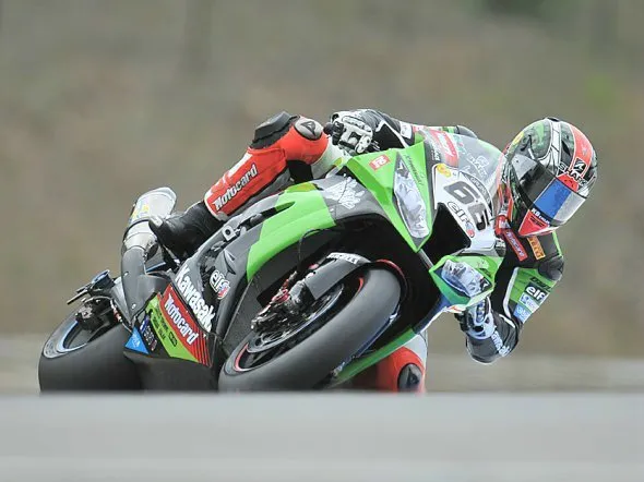 tom sykes superpole brno 2012