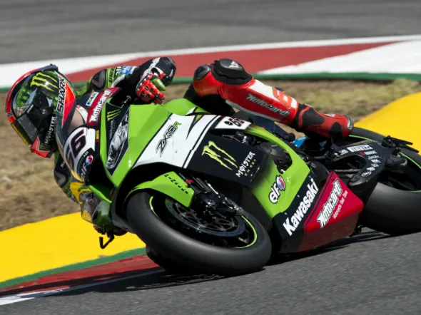tom sykes warm up portimao 2015