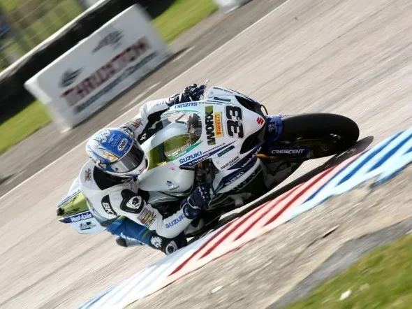 tommy hill bsb crescent suzuki thruxton prove