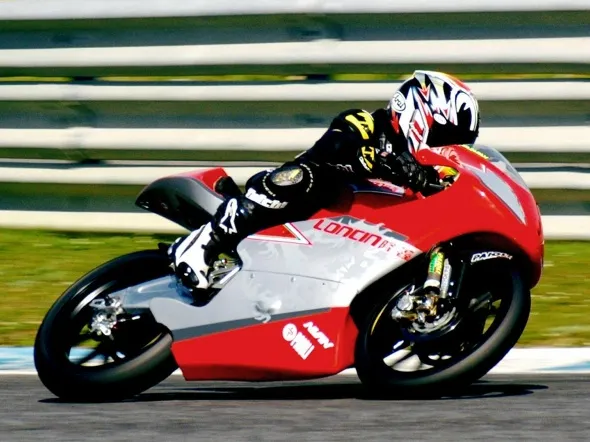 tomoyoshi koyama 125 winter test estoril 2009