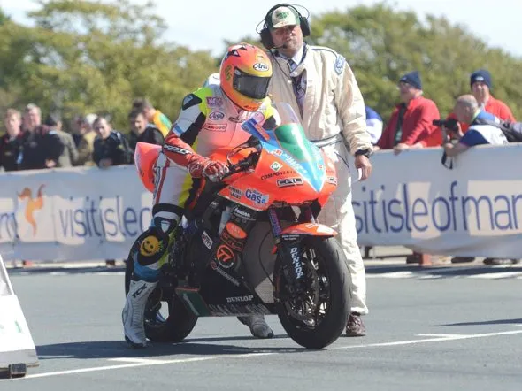 trevor ferguson supertwins manx gp 2012