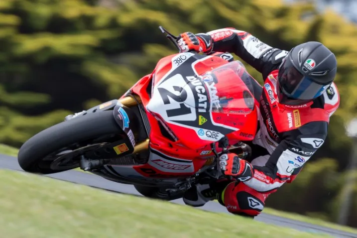 troy bayliss australian superbike 2018