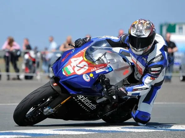 tt splitlath aprilia 2011