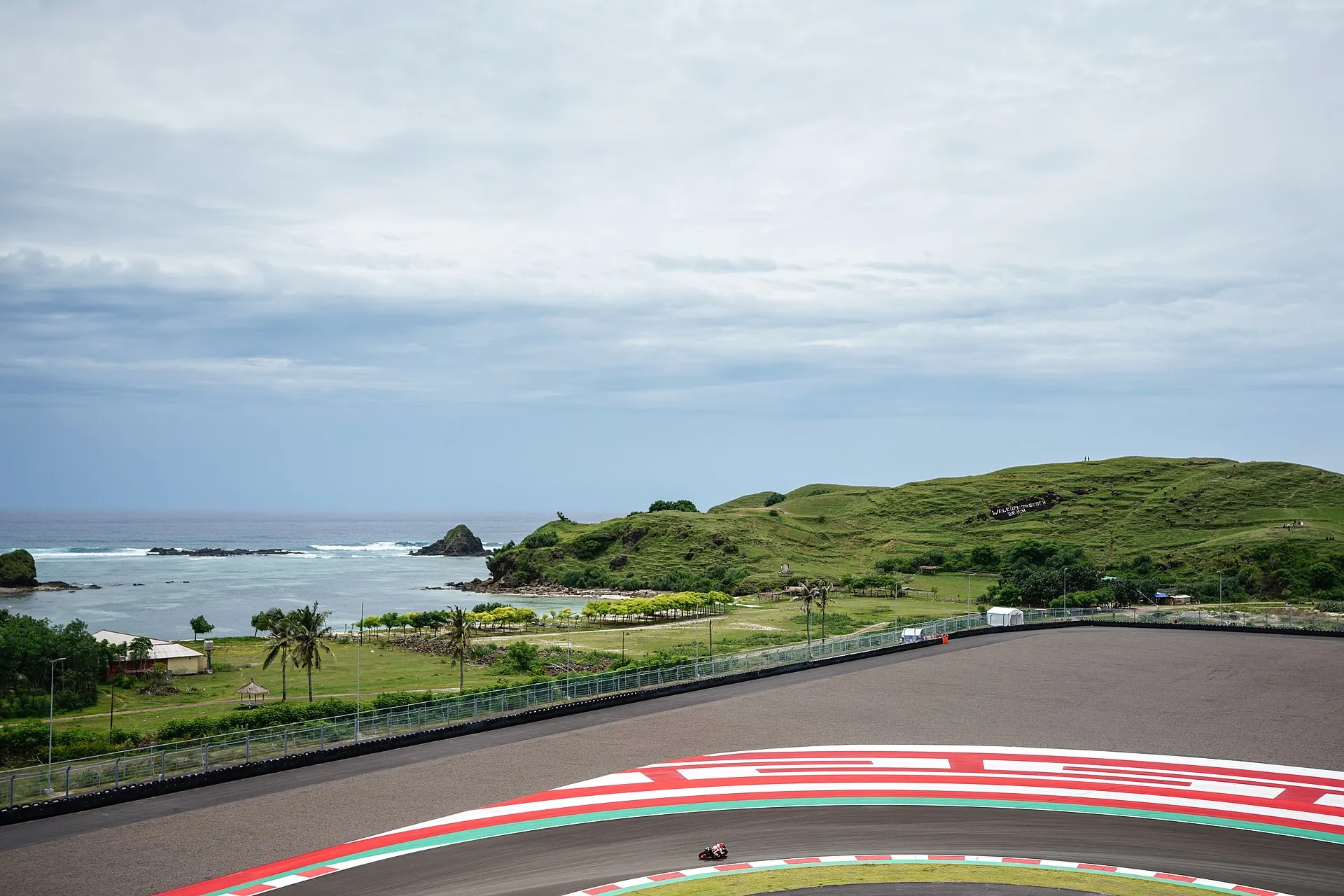 turn 10 mandalika international circuit