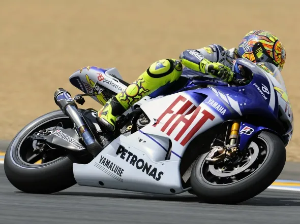 valentino rossi race lemans motogp 2009