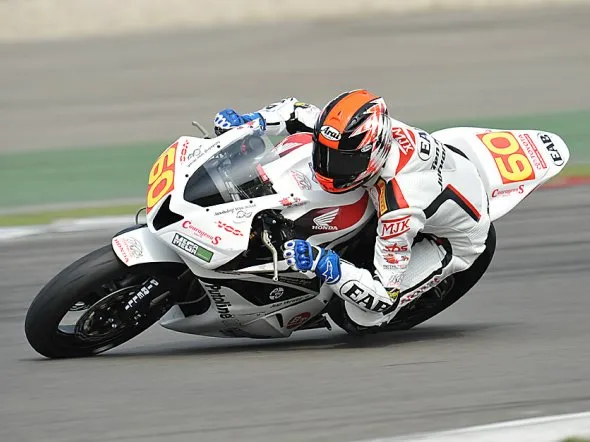 vd mark pole silverstone 2011