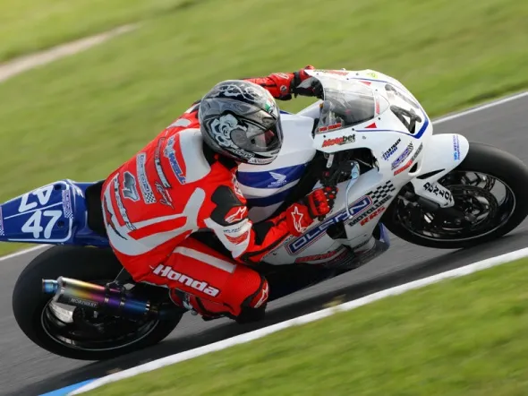wayne maxwell asbk phillip island motogp race