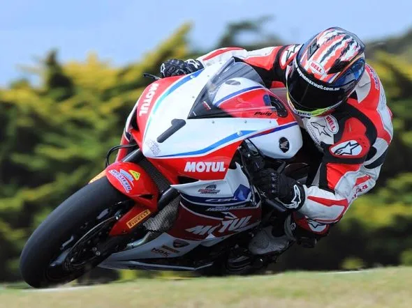 wayne maxwell phillip island championship 2014