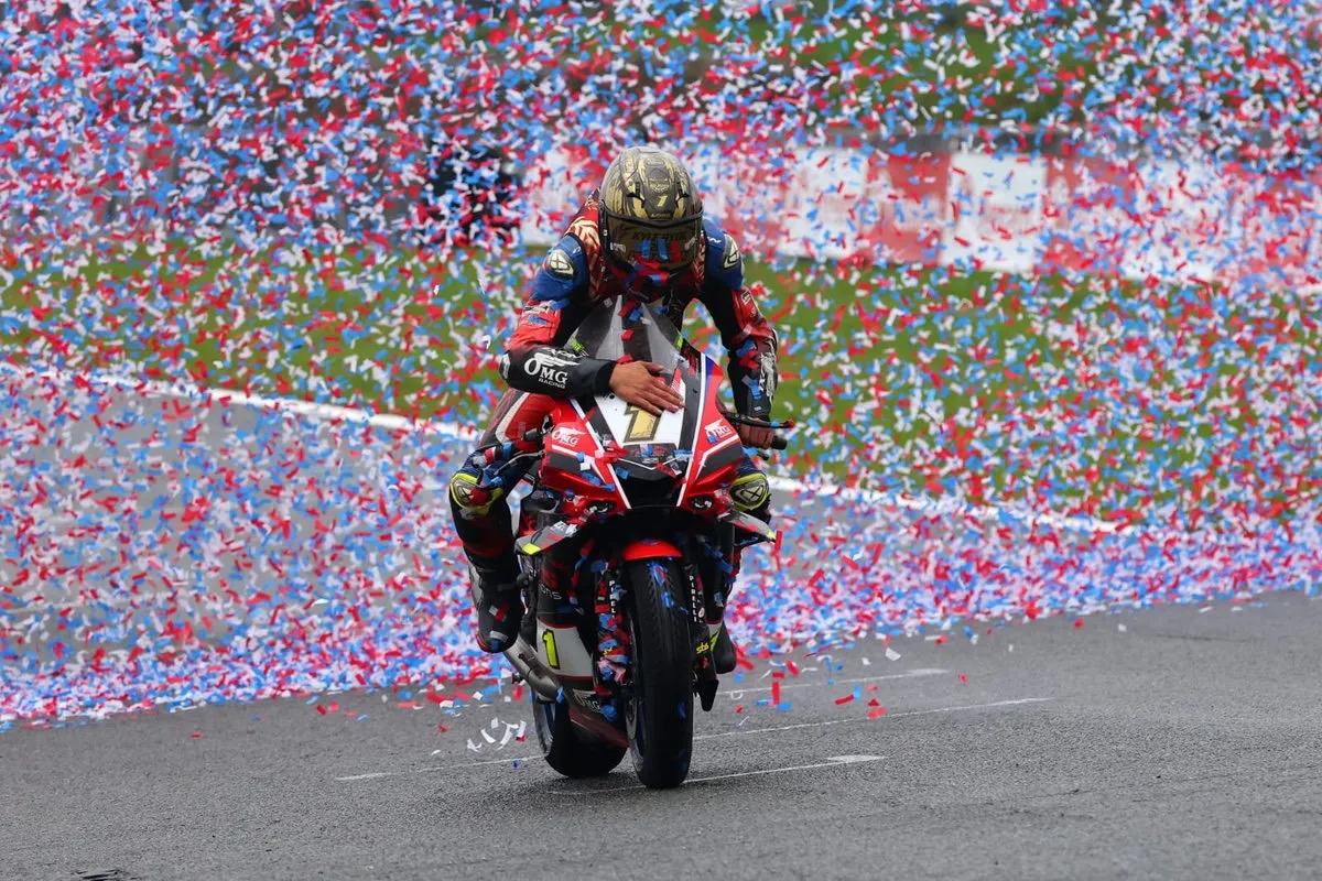 565704587_1361129749384216_1029774341616991037_n_result