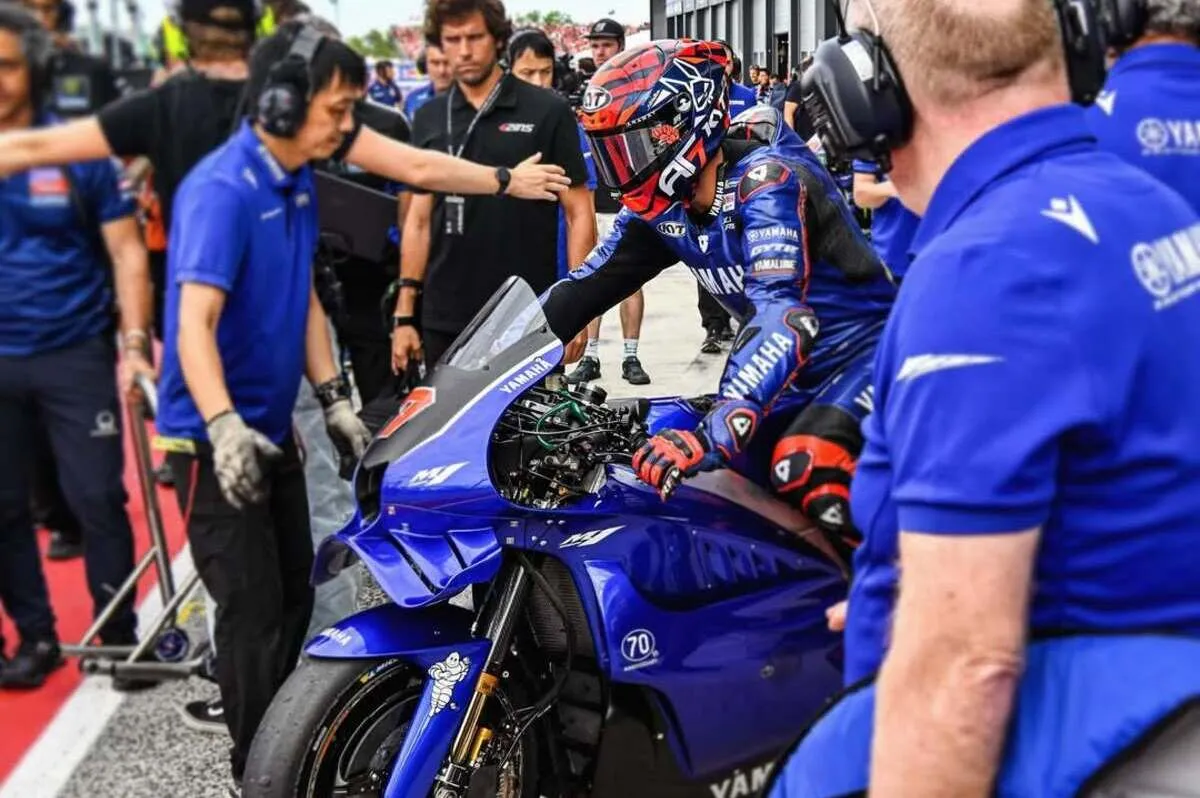 MotoGP, Yamaha ha chiuso col passato? Il "piano V4" con Augusto Fernandez
