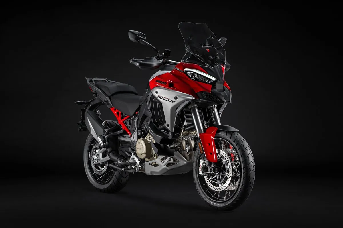 Nuova Ducati Multistrada V4 Rally: esplorare senza confini
