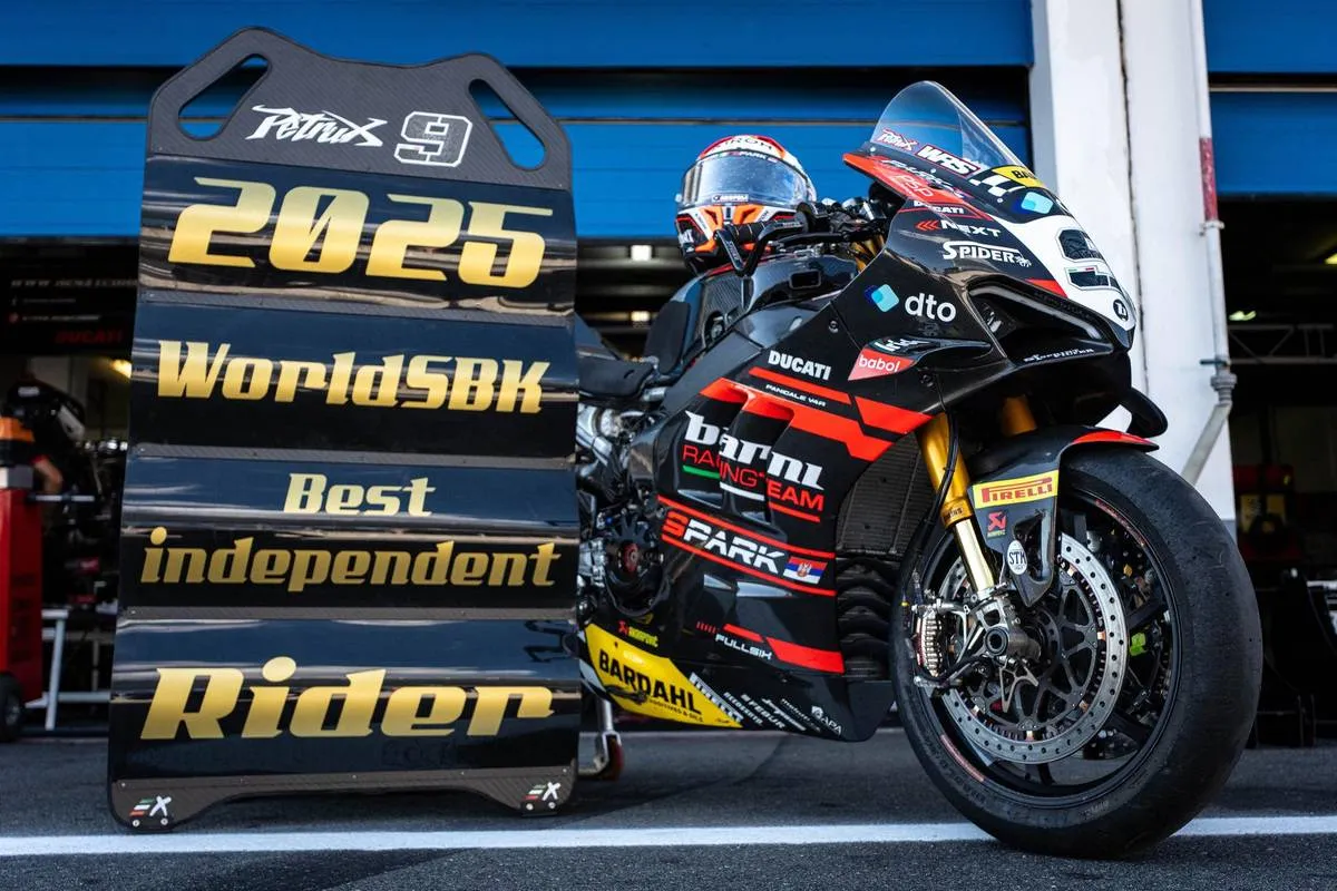 Superbike: Danilo Petrucci e Barni Racing, la "festa non festa" a Estoril