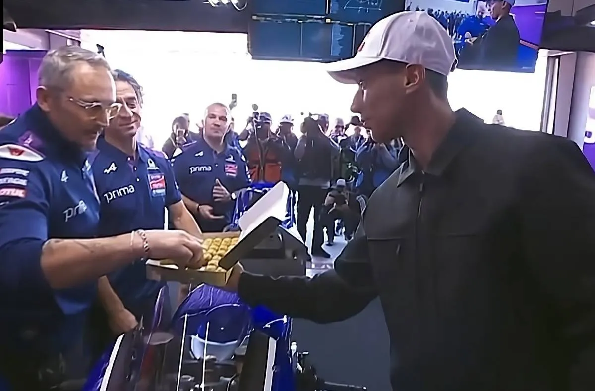 MotoGP Test Valencia: solo due in pista, Toprak si coccola Pramac... E Jorge Lorenzo in KTM?