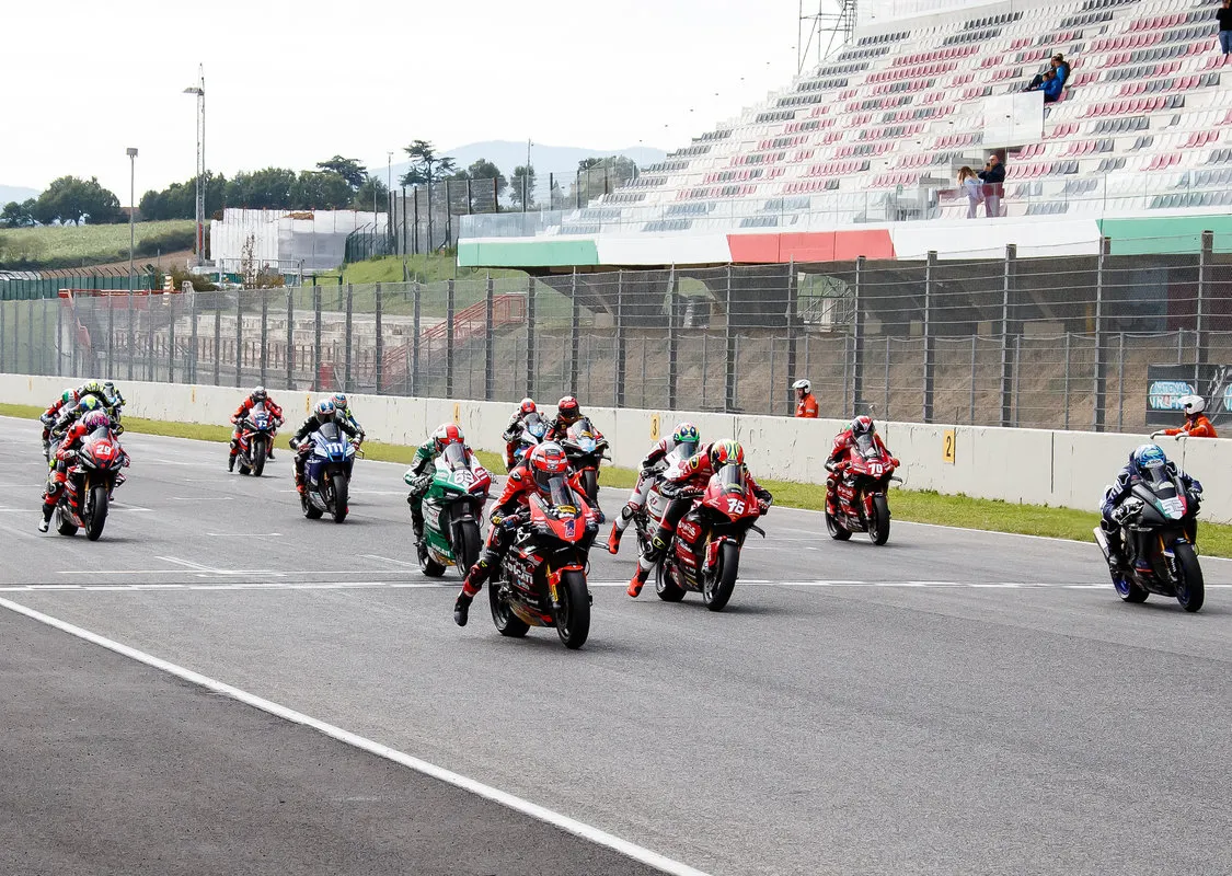 Largo alle Production Bike: come cambia il CIV Superbike