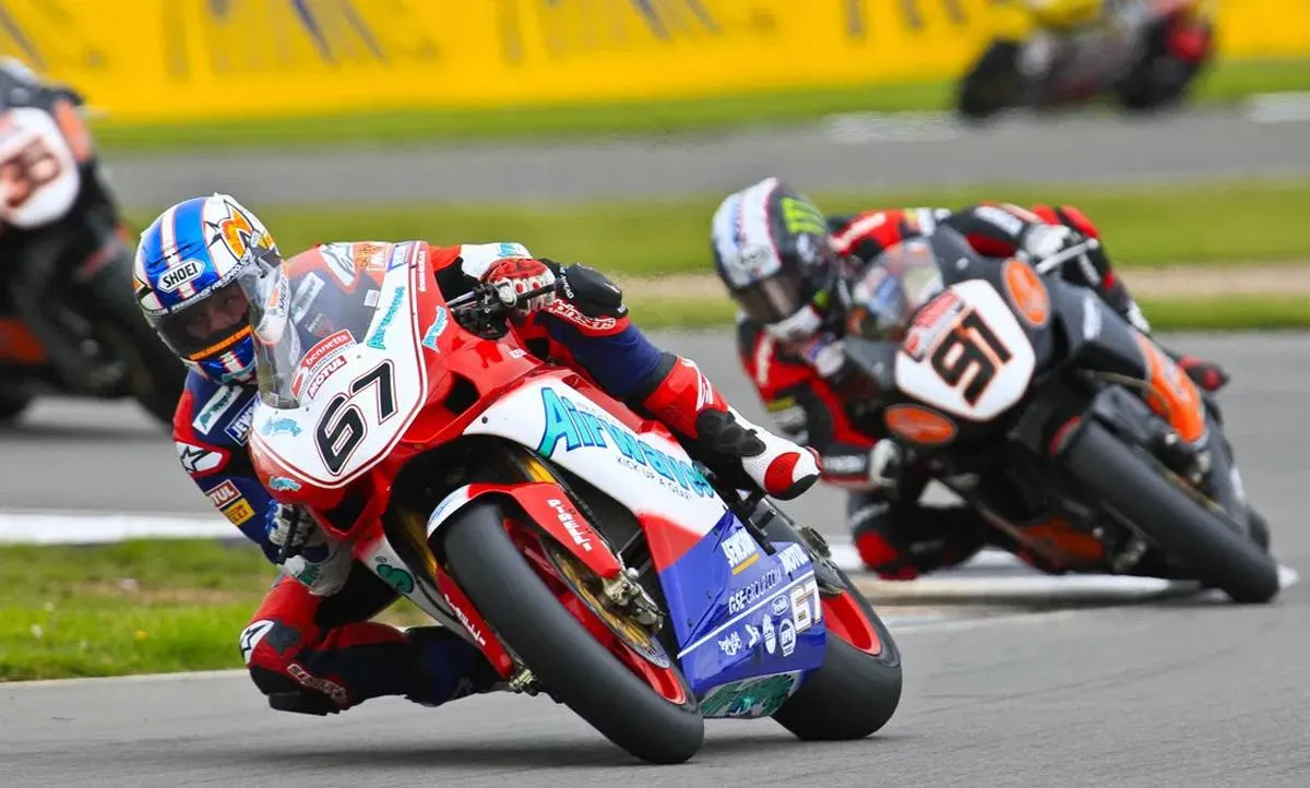GSE Racing, the saga: from Bayliss to Hodgson to Camier, the privateer team that made the giants tremble