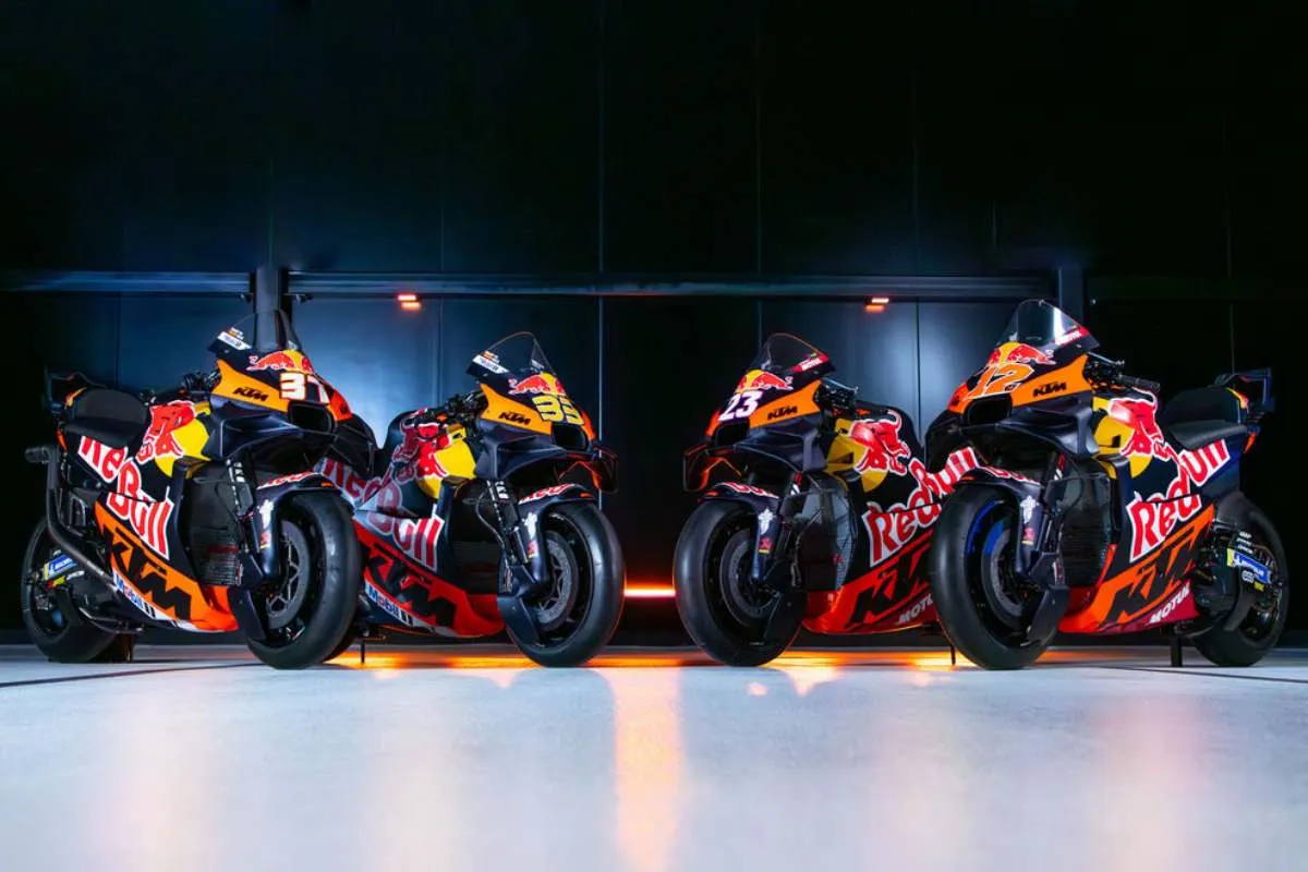KTM RC16 2025 schierate