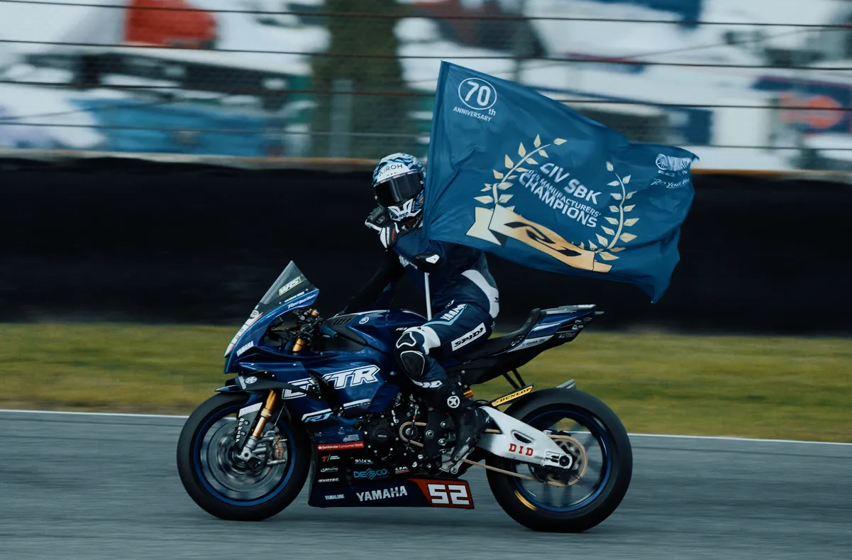 yamaha-delbianco-civ-sbk-2025