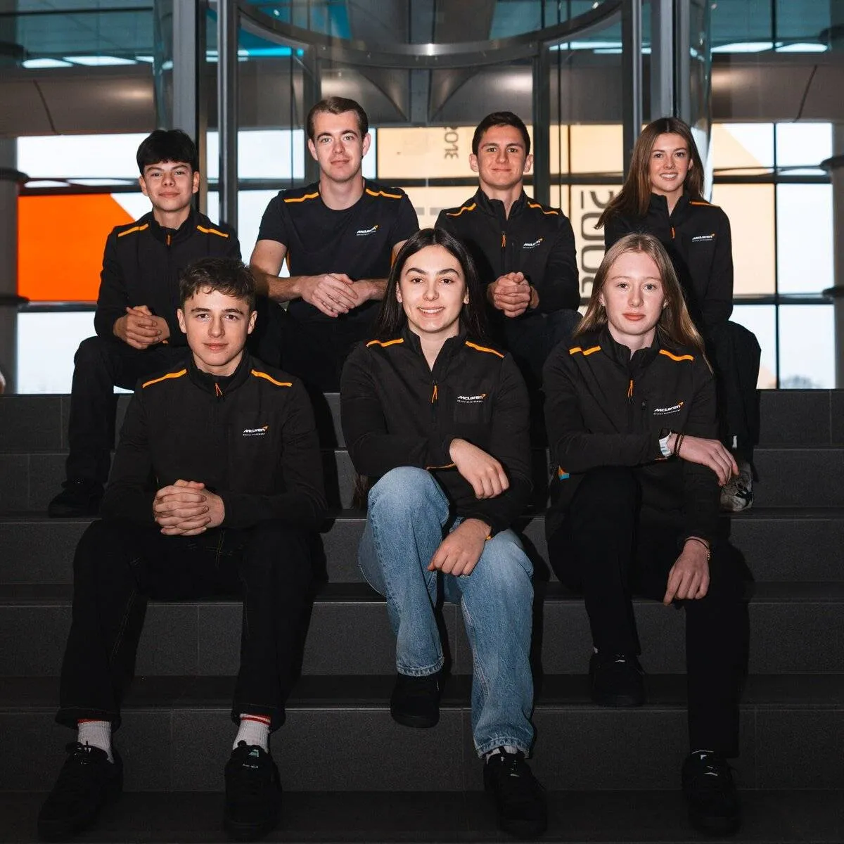 G-tlYOOXEAAgRFm (1) (1) (1)