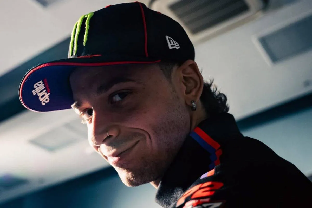 Marco Bezzecchi pilota Aprilia MotoGP a Buriram, Thailandia