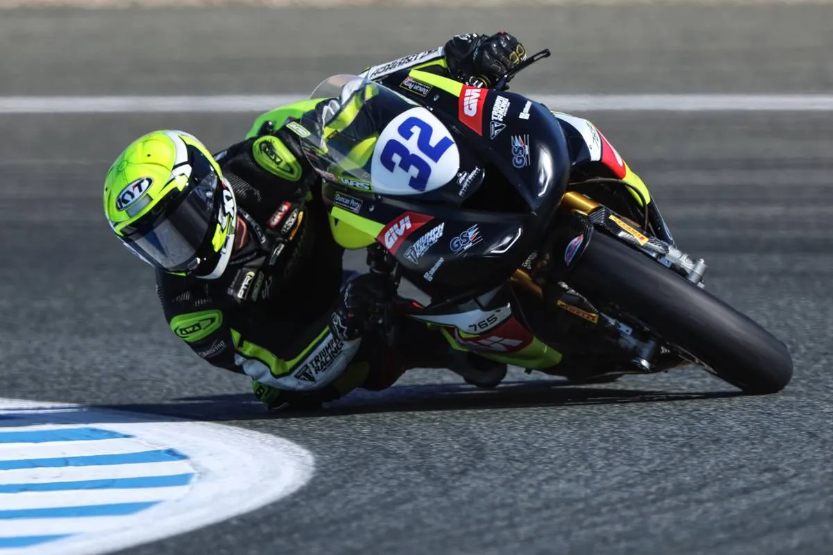 Oli Bayliss velocissimo nei test Supersport