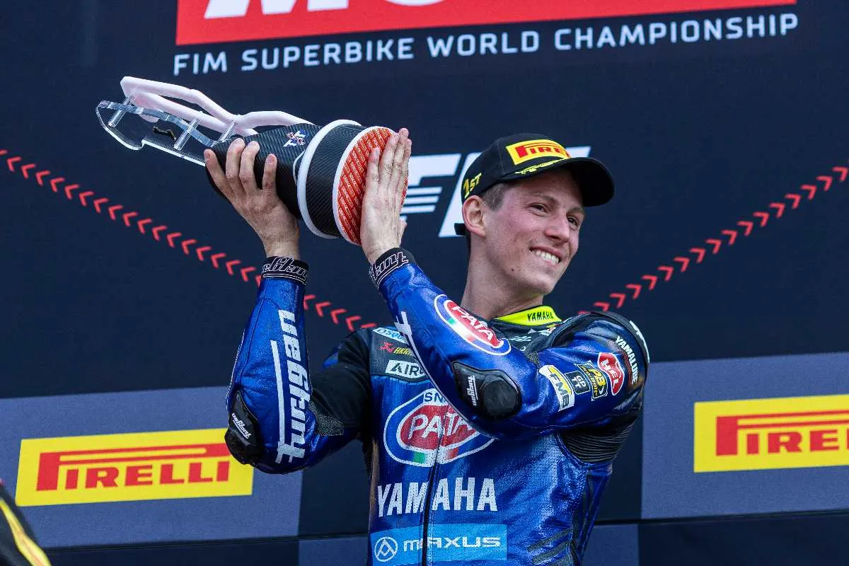 Andrea Locatelli pilota Yamaha Superbike WorldSBK vincitore ad Assen
