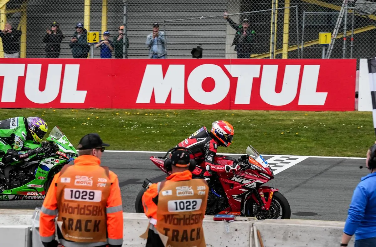 buis-suzuki-sportbike-gara1